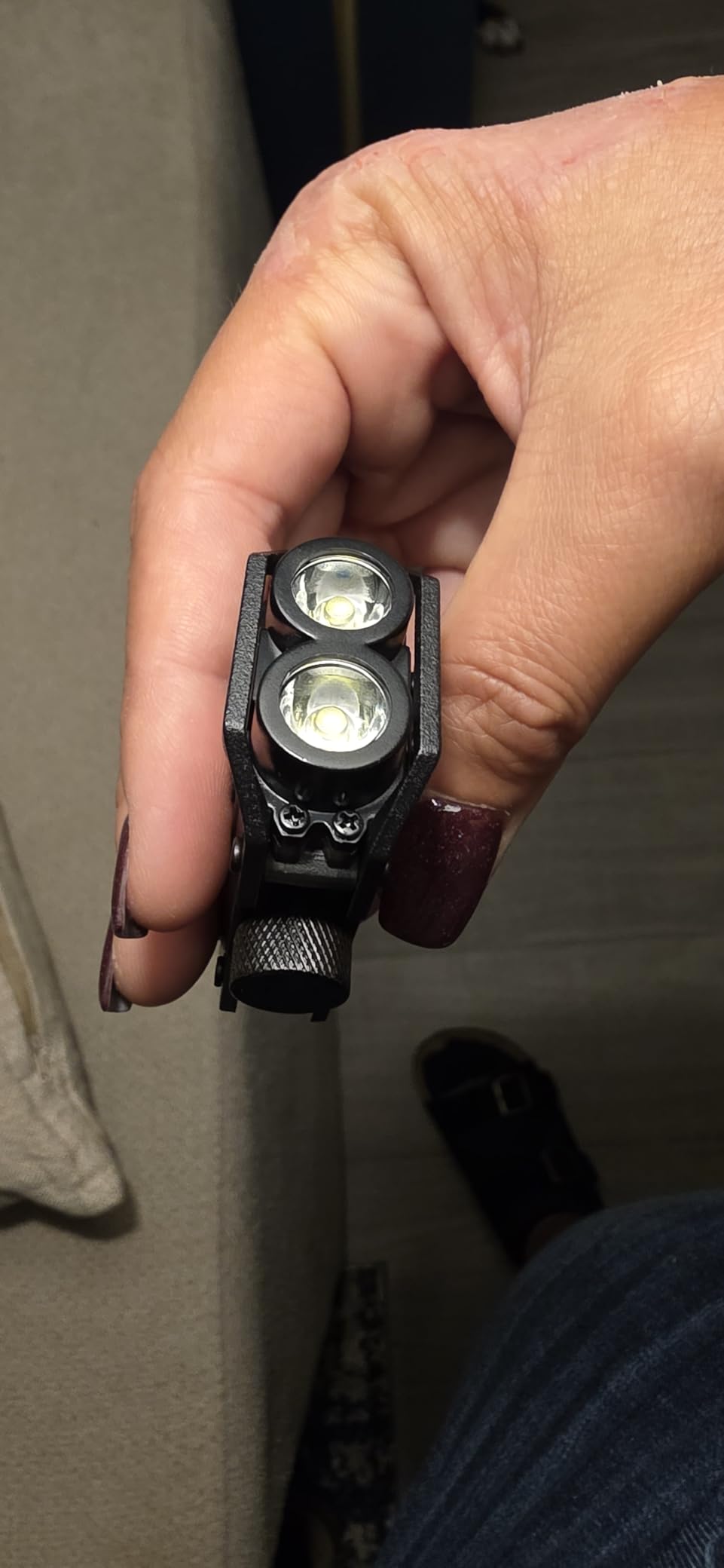 Cliente con su Linterna BlastBeam